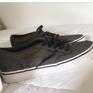 (SALE) BRAND NEW VANS